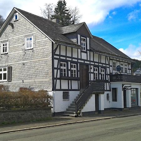 Cozy Holiday Home With Wifi In Hochsauerland Elpe 외부 사진